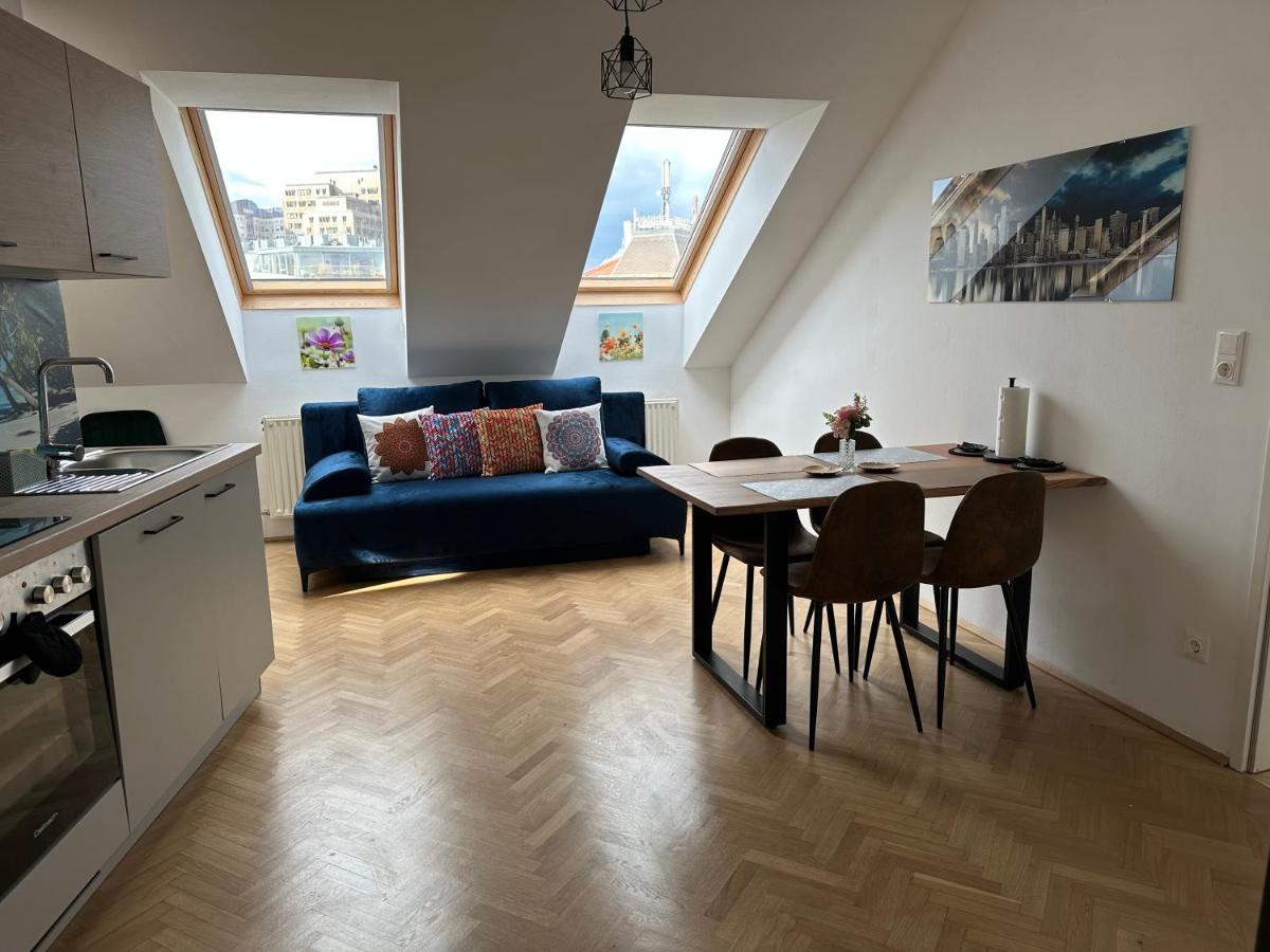 Klimatisiertes Dachgeschoss City Apartment In Zentrum Wiens Екстериор снимка