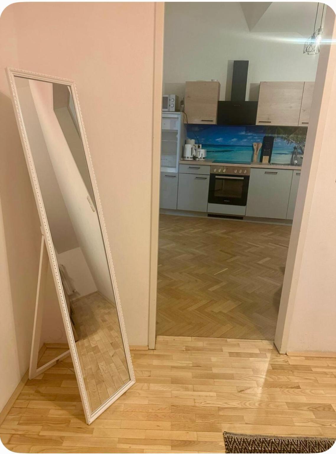 Klimatisiertes Dachgeschoss City Apartment In Zentrum Wiens Екстериор снимка
